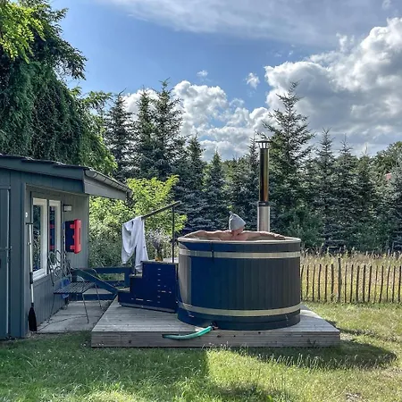 Traumhaff - Sea Hideaway Ostsee Region - Privates Nordicspa, Kamin, Kunst, Hund 300m Zum Holiday home Luckow (Mecklenburg-Vorpommern)