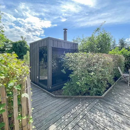 Holiday home Traumhaff - Sea Hideaway Ostsee Region - Privates Nordicspa, Kamin, Kunst, Hund 300m Zum Luckow (Mecklenburg-Vorpommern)